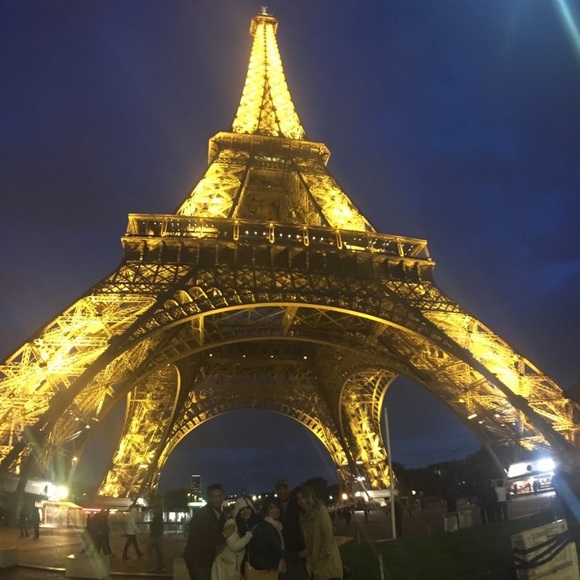 👗👚🦺🥼👖🩳👔🥿👠👡👢👞👟🥾🧣🧢💍👜👛👝🎒👓🕶👒 - Picture 2 of 3